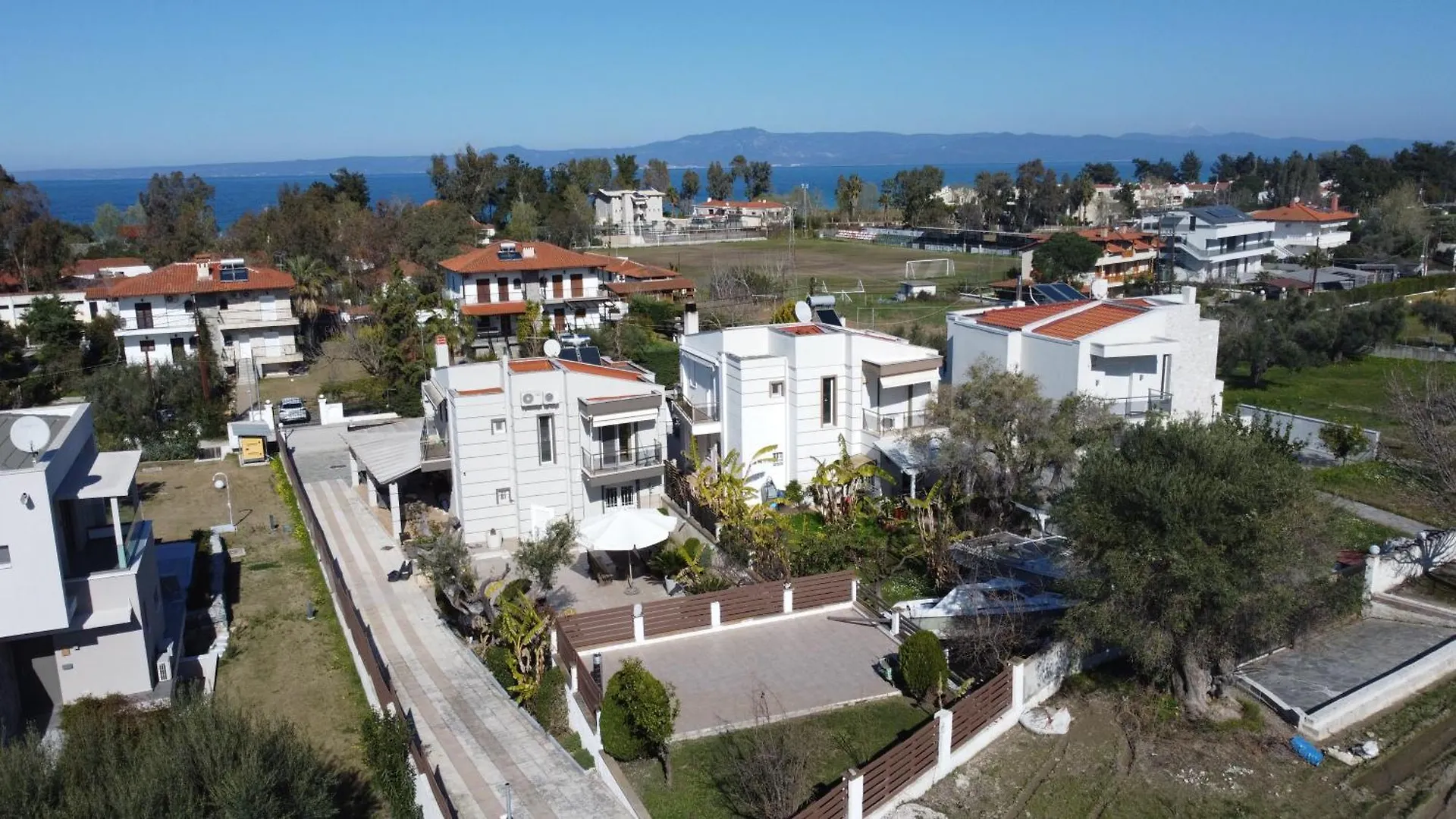Villa Alto - 4Bdrms, Near Elephant And Mako Beach Bar Pefkochori