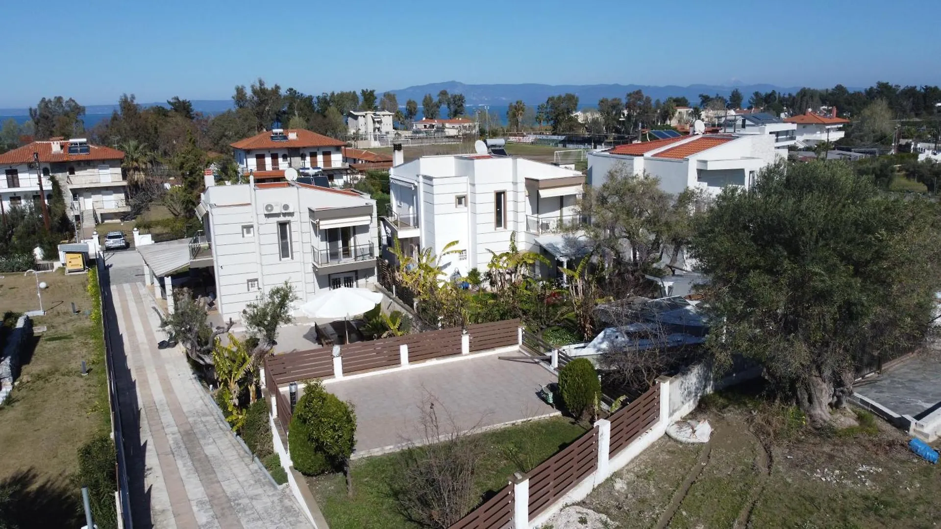 Villa Alto - 4Bdrms, Near Elephant And Mako Beach Bar Pefkochori 0*,
